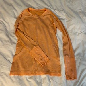 Lululemon long sleeve swiftly tech 2.0